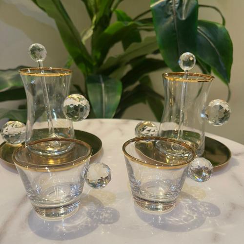 طقم بيالات وفناجين تركي ذهبي 24 قطعة