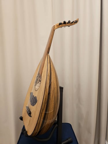 عود نغم بريميوم خشب بلاك لامبا سوسري