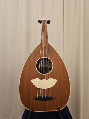 عود نغم بريميوم خشب جوز تركي و ونقي