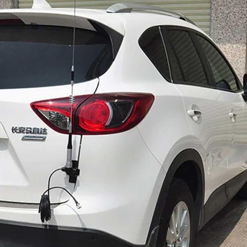 قاعدة للأريل على الباب