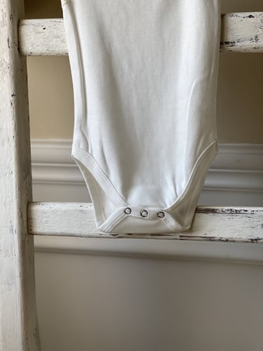 أفرول داخلي بناتي دانتيل خفيف بِ اللون الأبيض - سي...