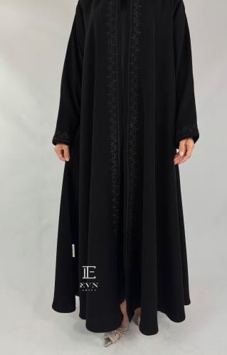 عباية تطريز امام بشكل انيق EN204