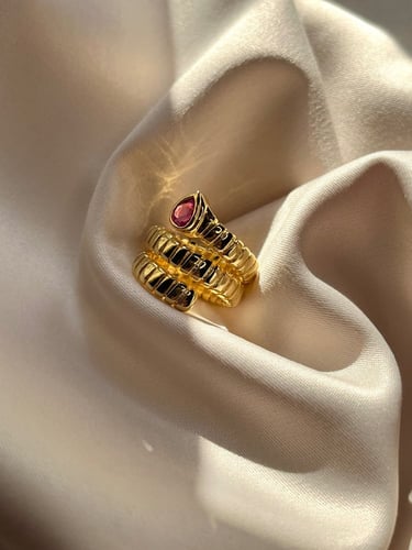 خاتم بولقري