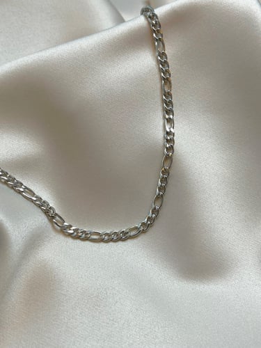 سلسلة جنزير فضي