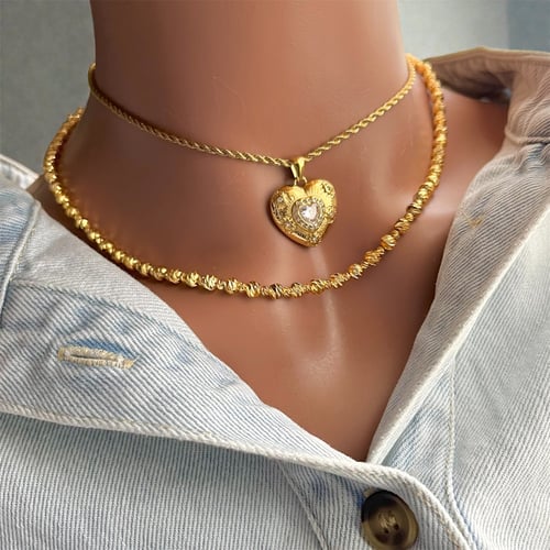 سلسلة قلب زريكون ابيض