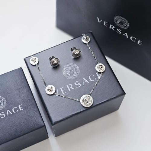 سلسال و حلق ماركة - فيرزاتشي