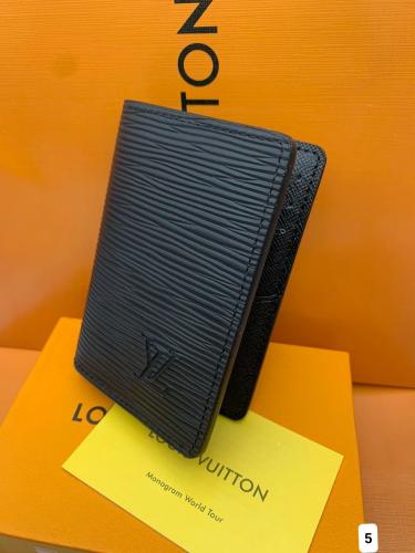 محافظ رجالية - Louis Vuitton