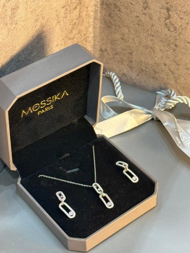 طقم ماركة - Messika