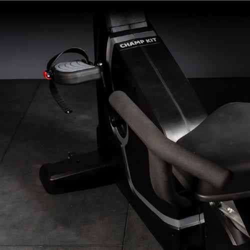 دراجة ثابتة بمسند ظهر