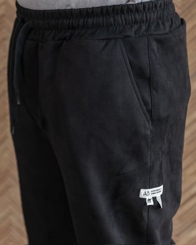 بنطلون أسود