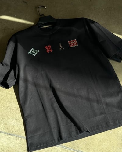 تيشرت نقوش السدو