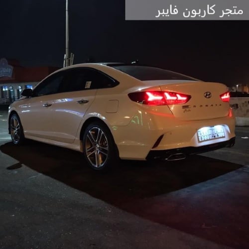 طقم لمبات ليد لوحات ابيض انفينيتي برو لجميع السيار...