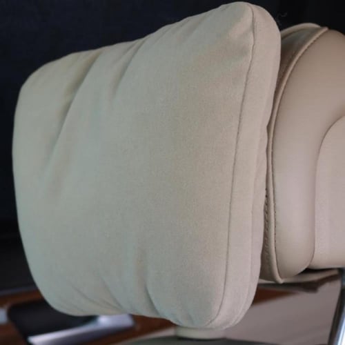 تكايات راس مخدات لون بيج