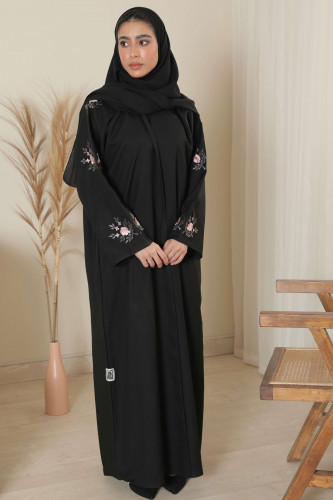 عباية بأكمام مطرزة - ورد