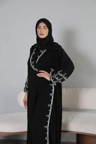 عباية شك بالخرز واللؤلؤ - فضي
