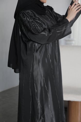 عباية اورقنزا بالشك