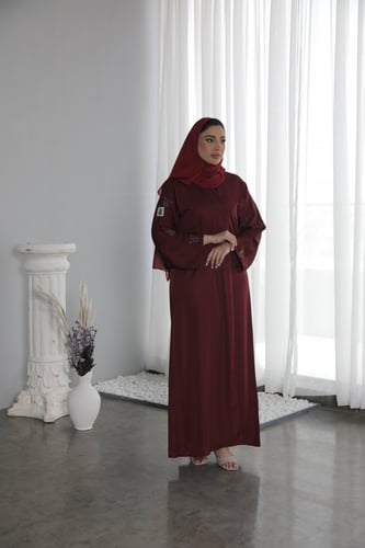 عباية الفراشات - احمر