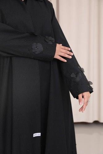 Pearls Abaya