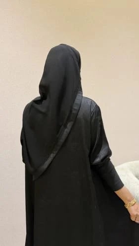 عباية دانه عباية صيفية ناعم – قصة نص كلوش عملية وأنيقة