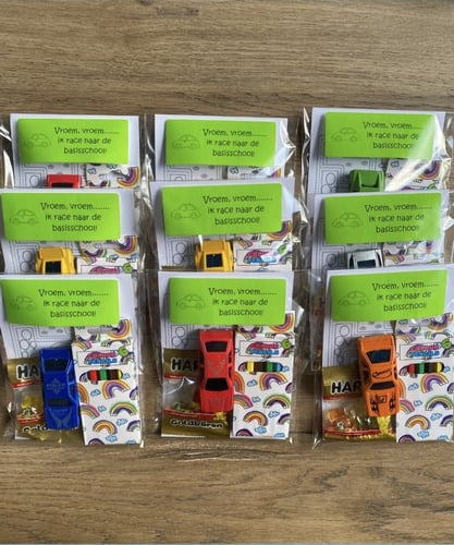 توزيعات سيارات العاب اطفال