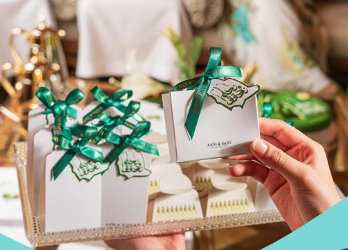 علب هدية شكولاته ثيم اليوم الوطني