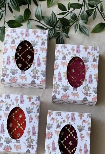 6 بوكس شنطة وروج وكحل