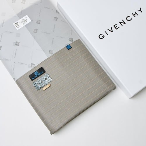 قماش مقلم جيفنشي