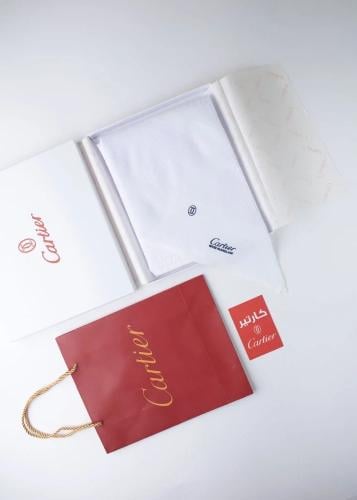 شماغ كارتير كلاسيك ابيض