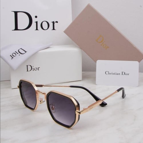 نظارات ديور الأكثر مبيعاً