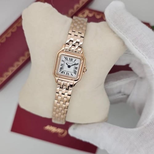 ساعه كارتير بانثر نسائي