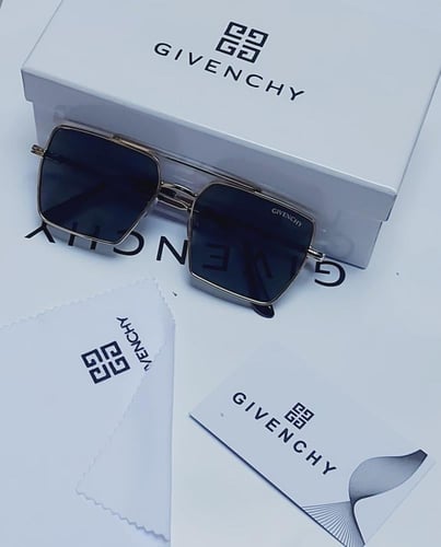 الطقم الملكي جفنشي