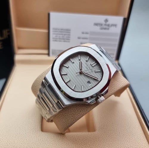 ساعه باتك فلب