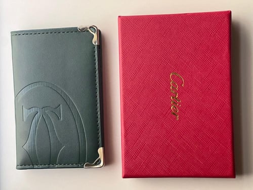 بوك كارتير رجالي