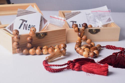 سبحة صناعة يدوية (من شجر الزيتون)