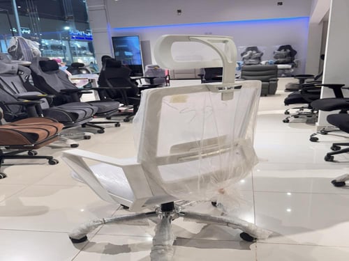 593-كرسي مكتبي أبيض ايكيدا شبك دوار