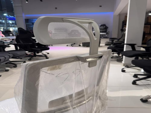 593-كرسي مكتبي أبيض ايكيدا شبك دوار