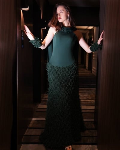 فستان هاينك بلون اخضرغامق(يومين عمل)