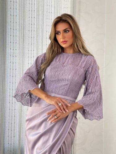 فستان سهرة بصدرية الدانتيل الفرنسي غير متوفر