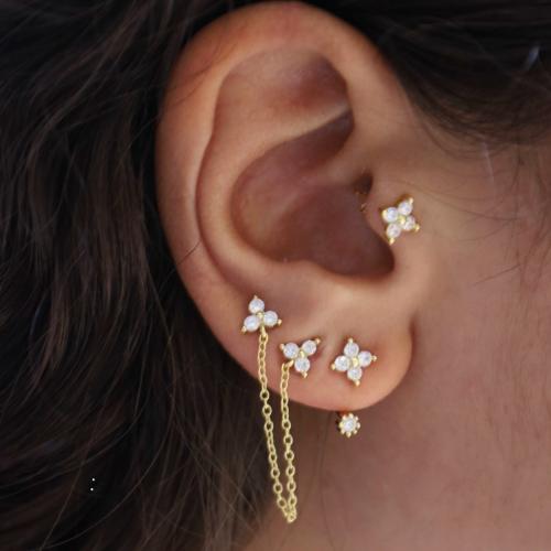 مجموعة ٤ حلقان فضة ( اذن واحدة)