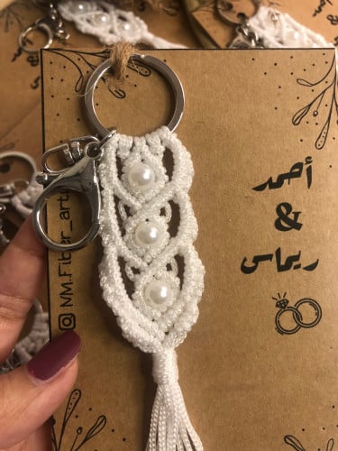ميدالية مفاتيح أبيض مزينة باللؤلؤ رقم المنتج (111)