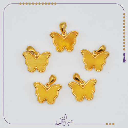 قلادة من كهرمان الطبيعي اشكال مختلفة