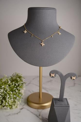 سلسال تشوكر ذهبي بلمعة ناعمة مع أقراط