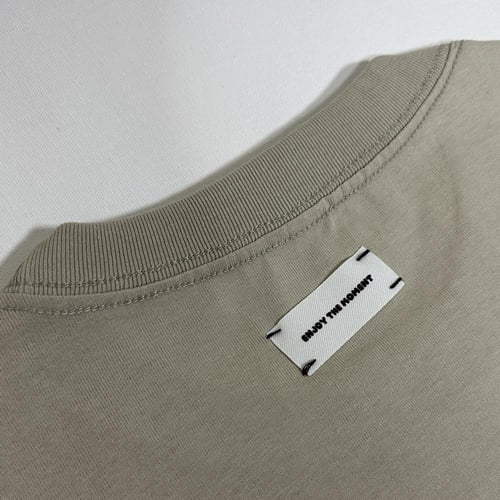 تيشيرت اكاشا البيج