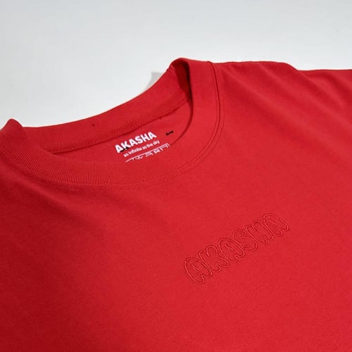 تيشيرت اكاشا الاحمر الفاتح