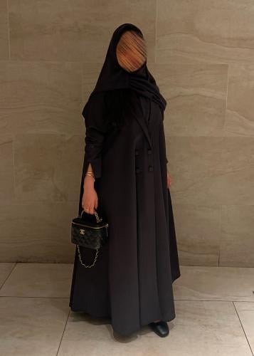 Ream's abaya
