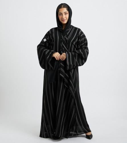 عباية سوداء