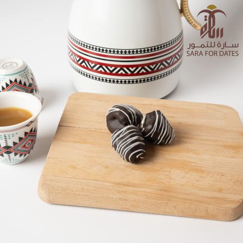 تمر محشي بالشوكلاته