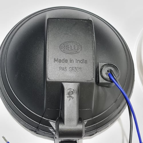 كشافات هيلا 500