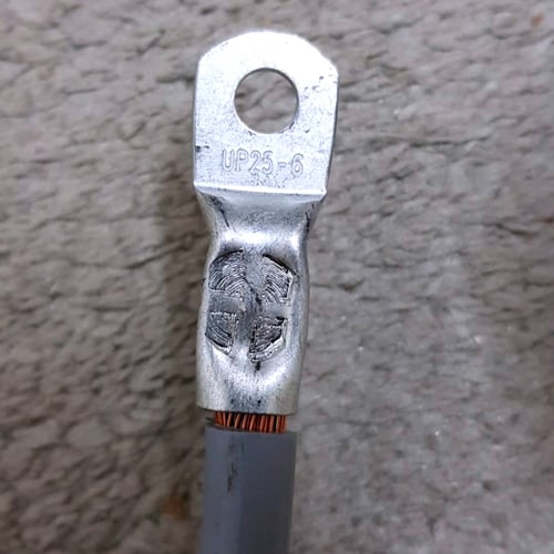 مكبس رؤوس كيبل