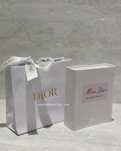 بوكس ميس ديور بلومنق بوكيه